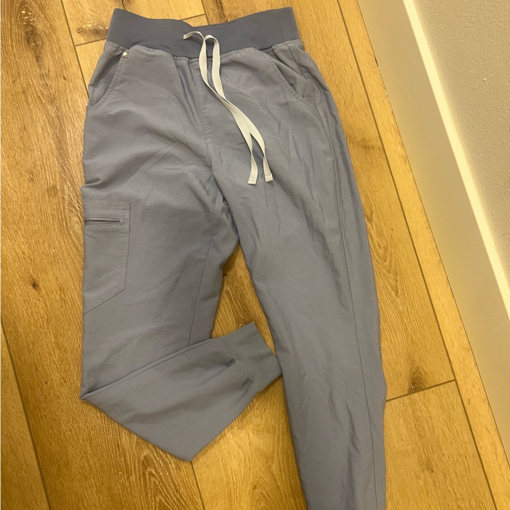 Figs high waisted Zamora jogger scrub pants